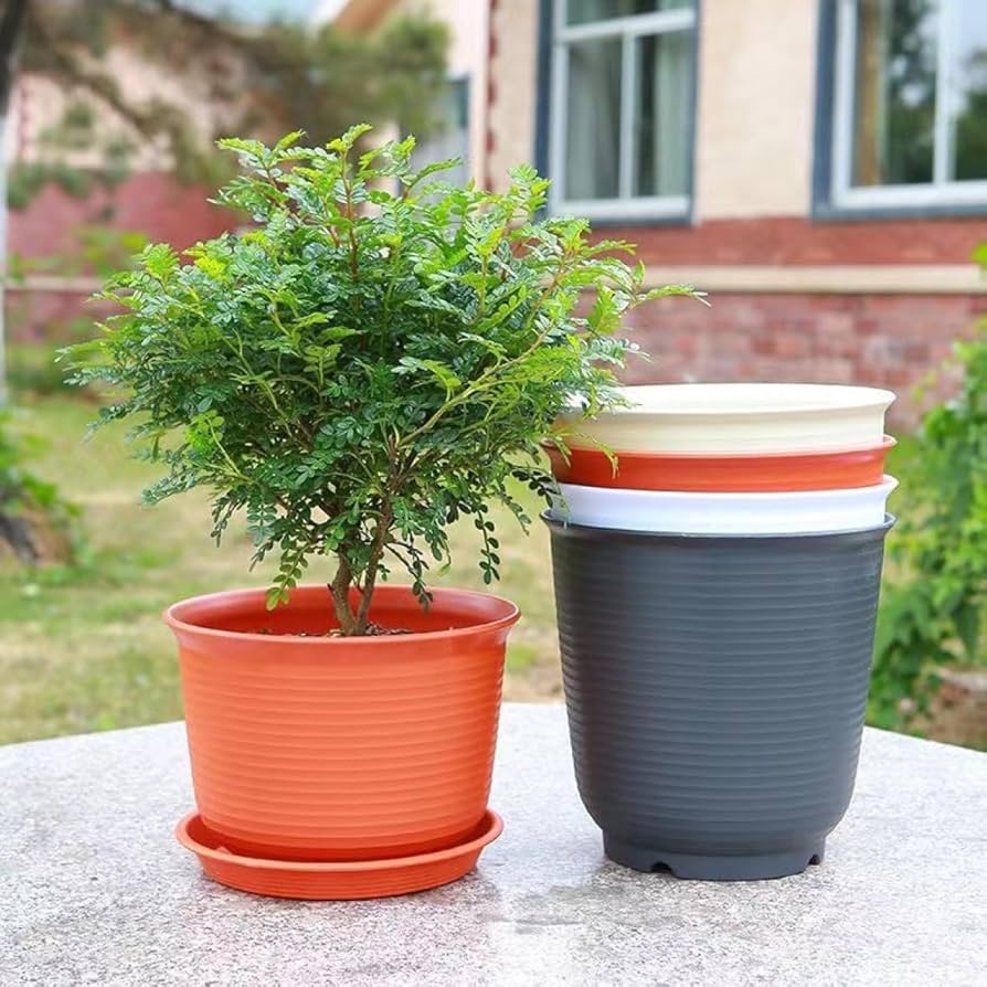 英国プラスチック植木鉢専用です 英国植木鉢コレクション3点専用です 英国植木鉢コレクション3点